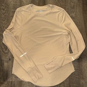 DSG workout long sleeve top
